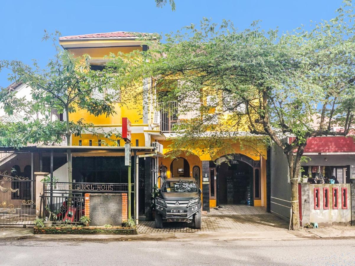 Oyo 2872 Garuda Guest House Banjarmasin  Exterior photo